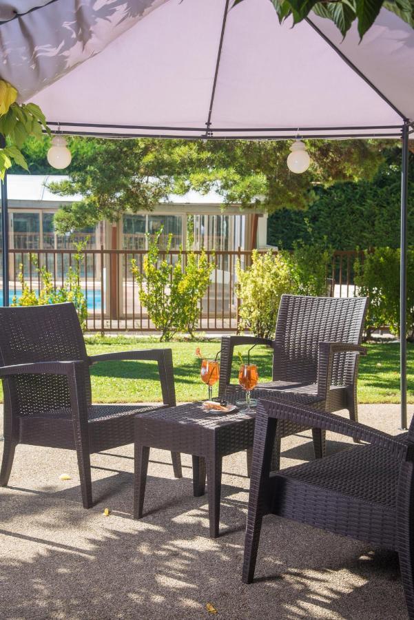 Logis Hotel Le Lac Embrun Bagian luar foto
