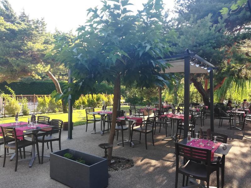 Logis Hotel Le Lac Embrun Bagian luar foto