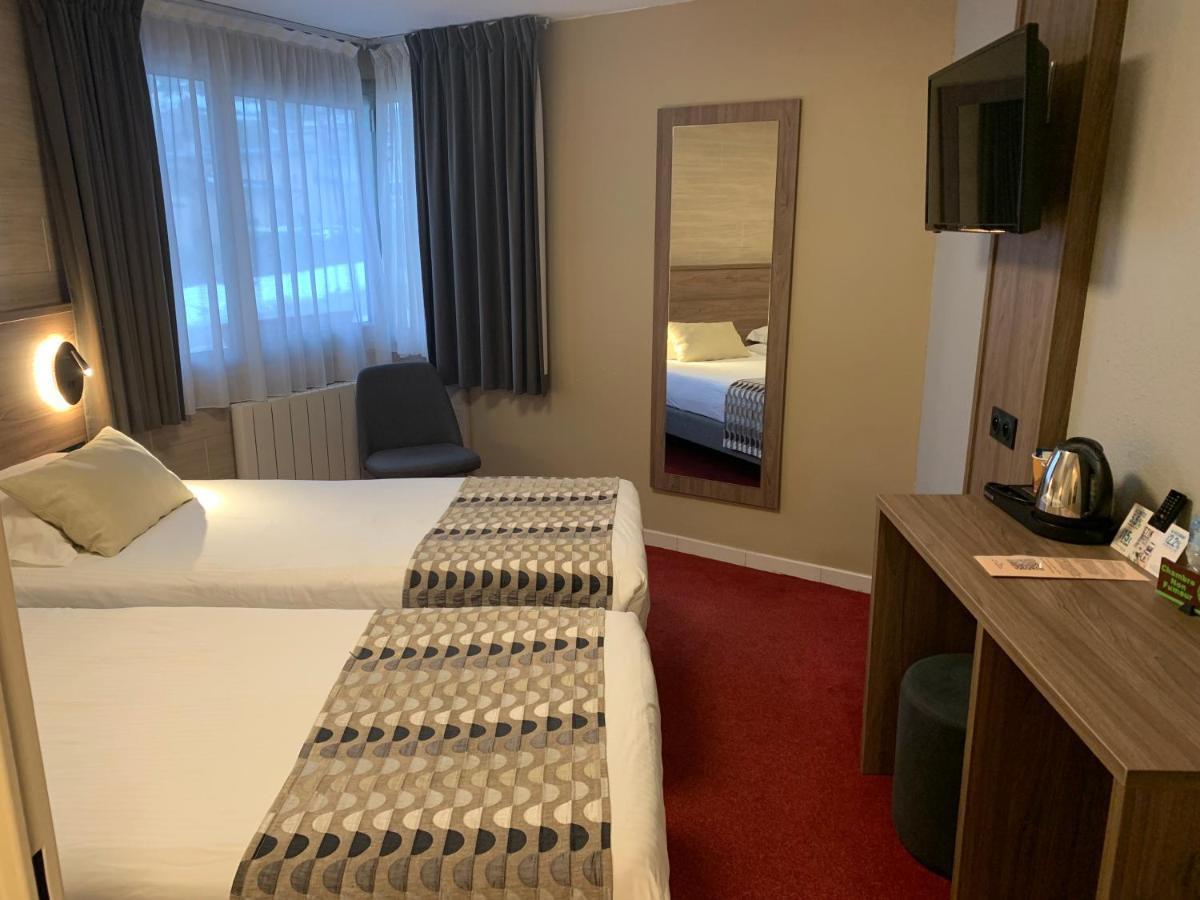Logis Hotel Le Lac Embrun Bagian luar foto
