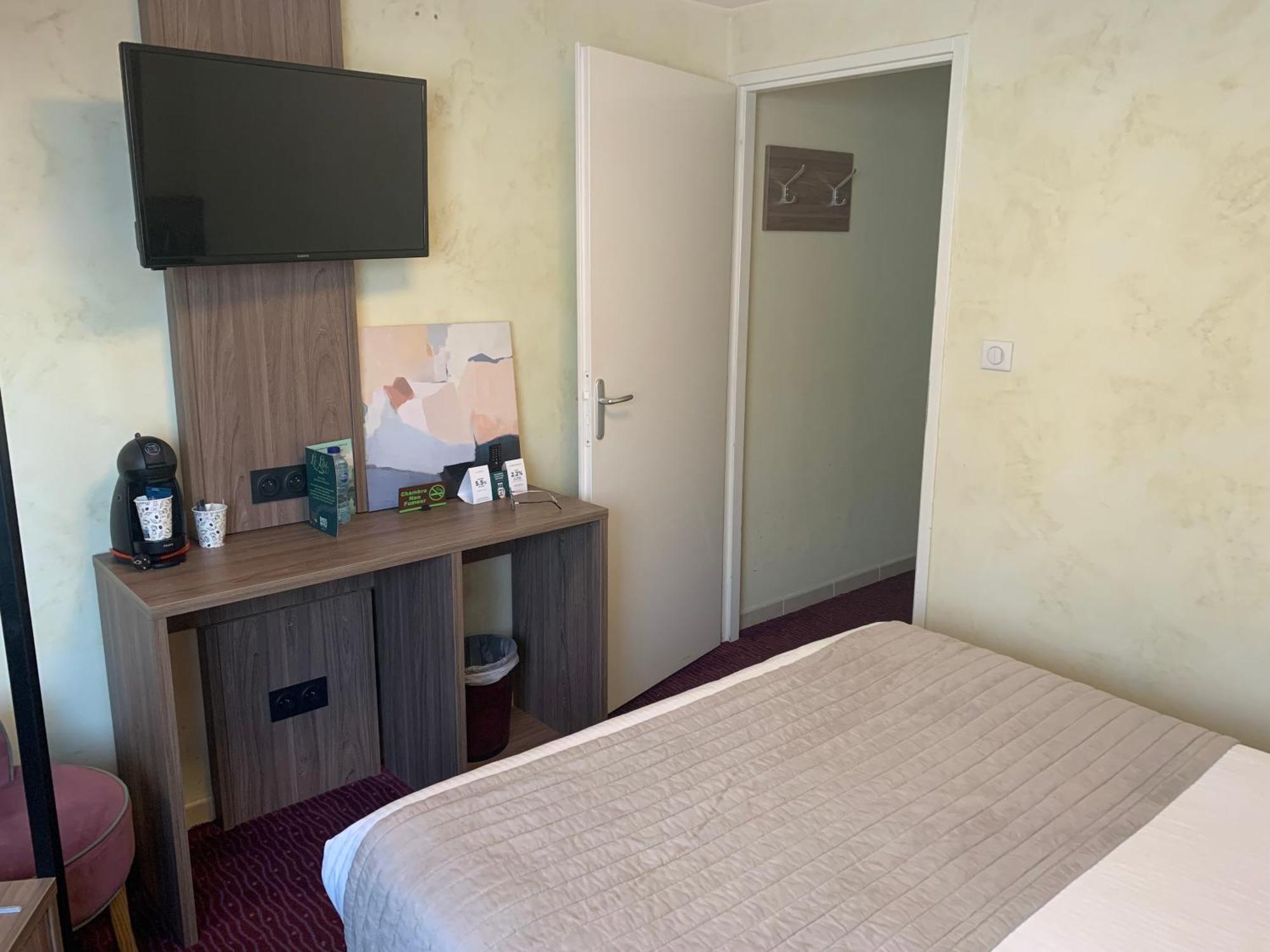 Logis Hotel Le Lac Embrun Bagian luar foto
