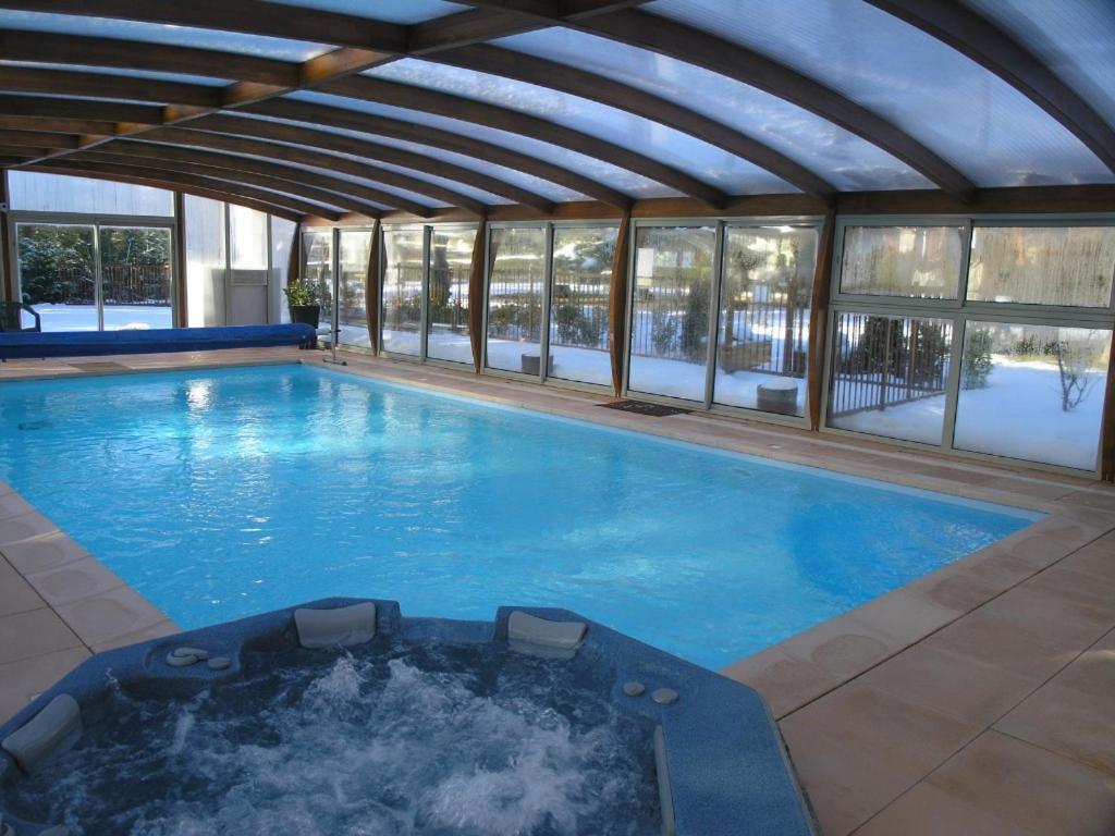 Logis Hotel Le Lac Embrun Bagian luar foto